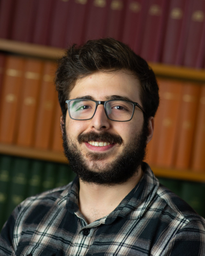 portrait photo of Ali Kavoosi