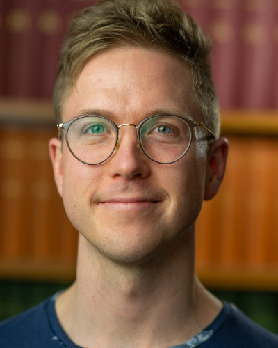 portrait photo of Oliver Härmson