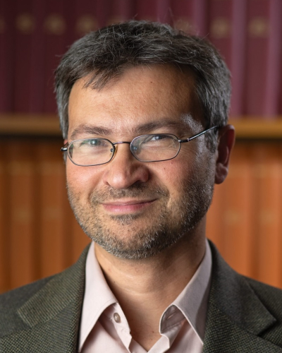 portrait photo of Rafal Bogacz