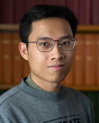 portrait photo of Tao Liu